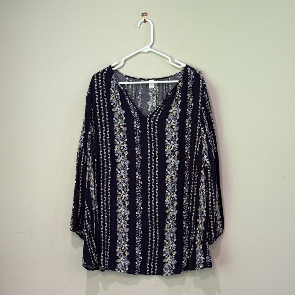 3X Plus Old Navy Blouse - Navy Blue with Flowers